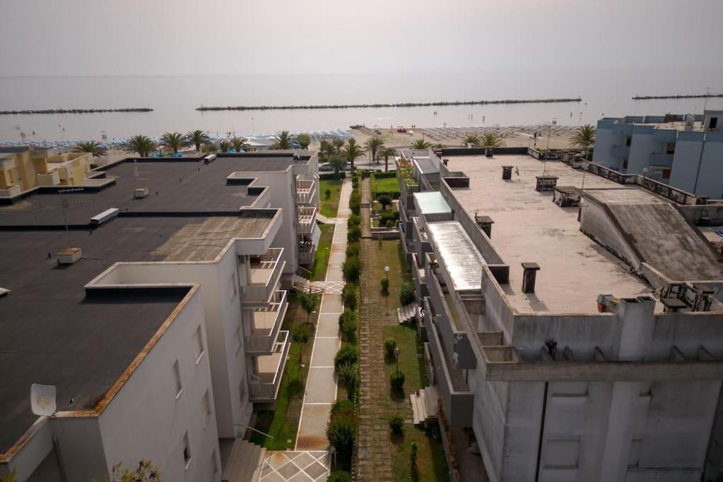 Appartamento Incantevole 2 Fronte Mare Villa Rosa Di Martinsicuro Eksteriør bilde